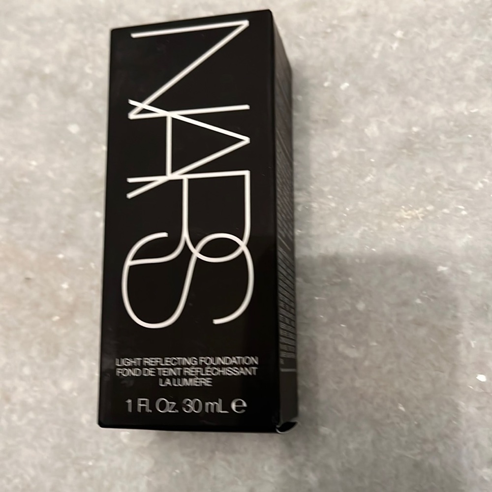 Nars.   Light reflecting foundation